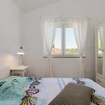 Villas Kolumbera * Kolumbera