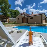 Villas Kolumbera Kolumbera