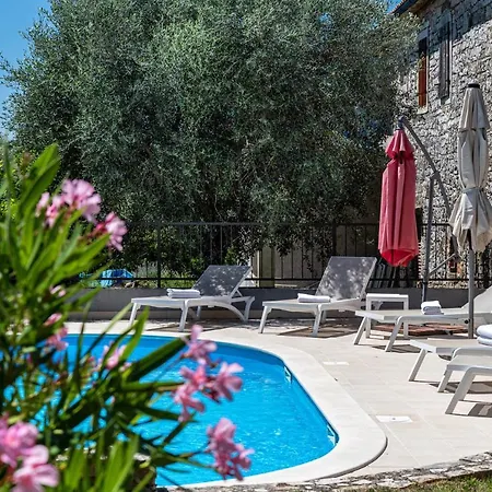 Villas Kolumbera With Private Pools Apartment Kolumbera