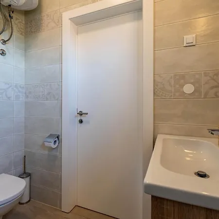 Apartment Villas Kolumbera With Private Pools