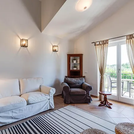 Villas Kolumbera * Kolumbera